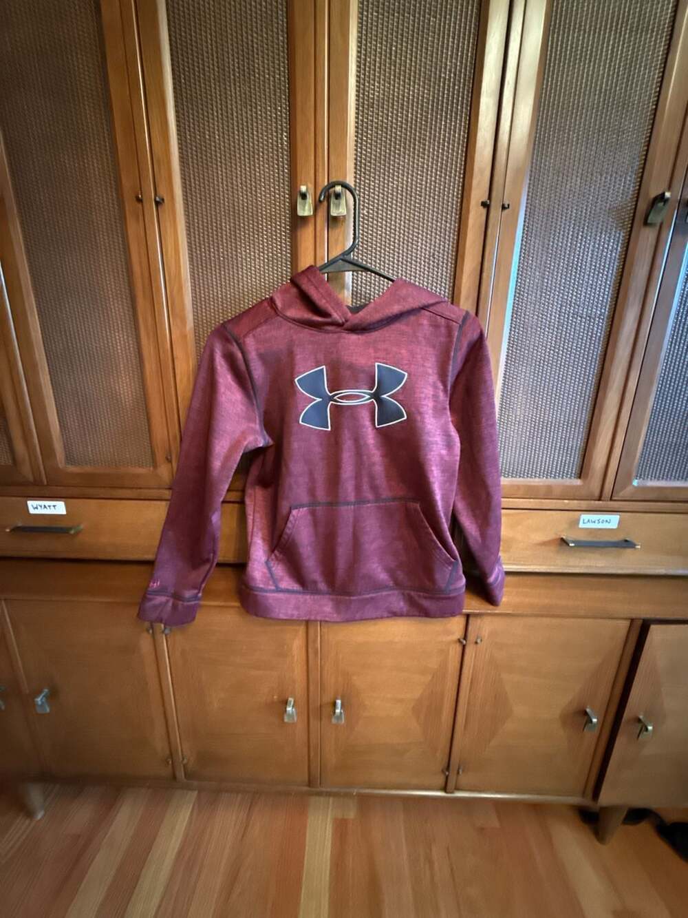 Under Armour Fleece Hoodie Size YMD Maroon